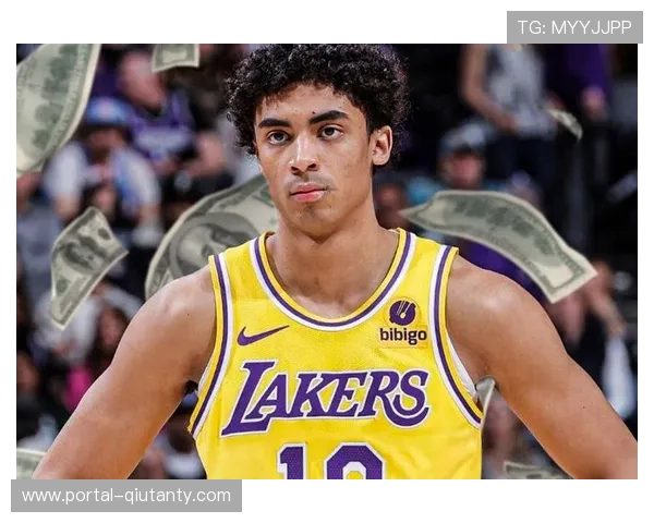 自由球员市场注重技能全面性，适配多战术体系